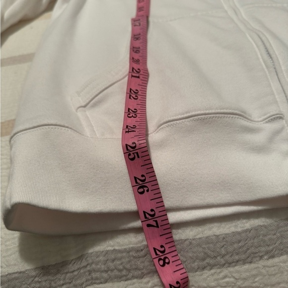 White Tommy Hilfiger Zip up new w/out tags. Size M - Picture 9 of 10